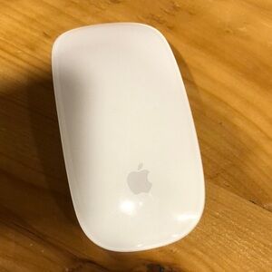 Apple Magic Mouse